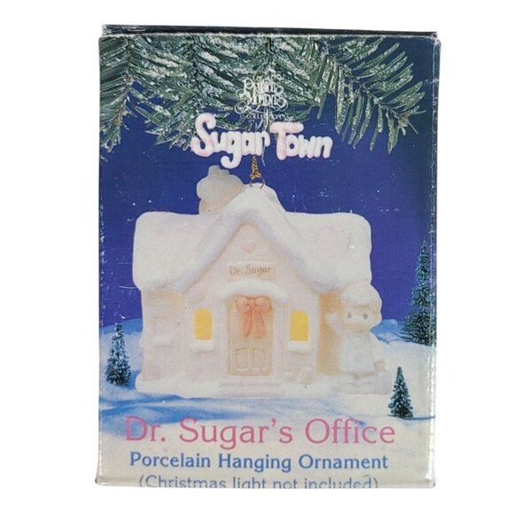 Precious Moments Sugar Town Ornament Dr. Sugar's Office #530441 Vintage 1995 - Picture 10 of 12